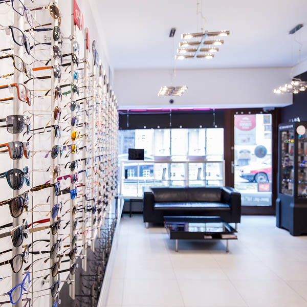 interior-optical-shop-600
